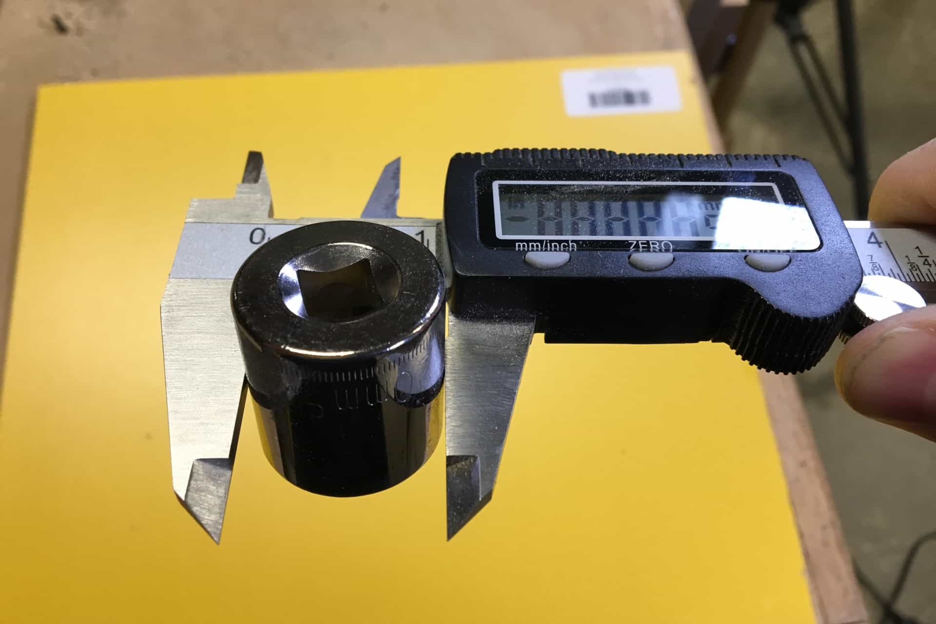 How to use Digital Calipers (The Right Way) The Geek Pub