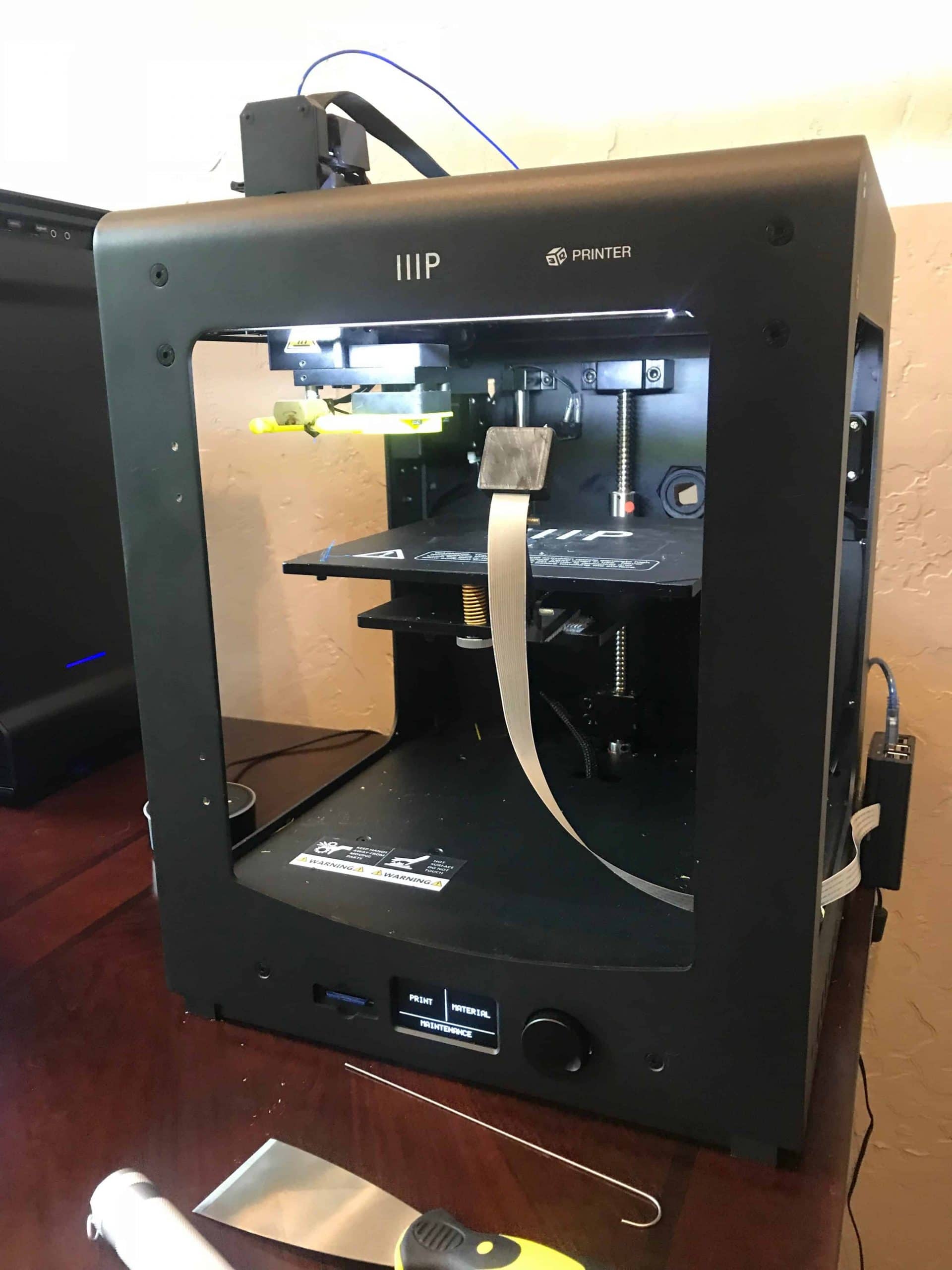 Monoprice Maker Select Ultimate Review - The Geek Pub